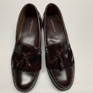 S20- 56 NWOB- BOSTONIAN MENS TASSEL LOAFERS